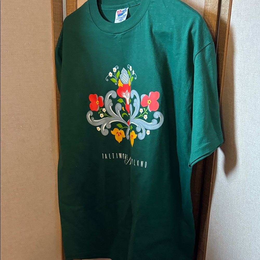 Dark Green Baltimore Maryland Floral Tee large